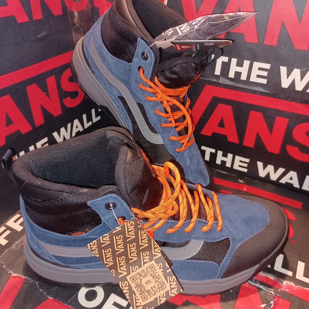 VANS Men's 7/Women's 8.5 UltraRange Exo Hi MTE-1 Dress Blues Black/Orange